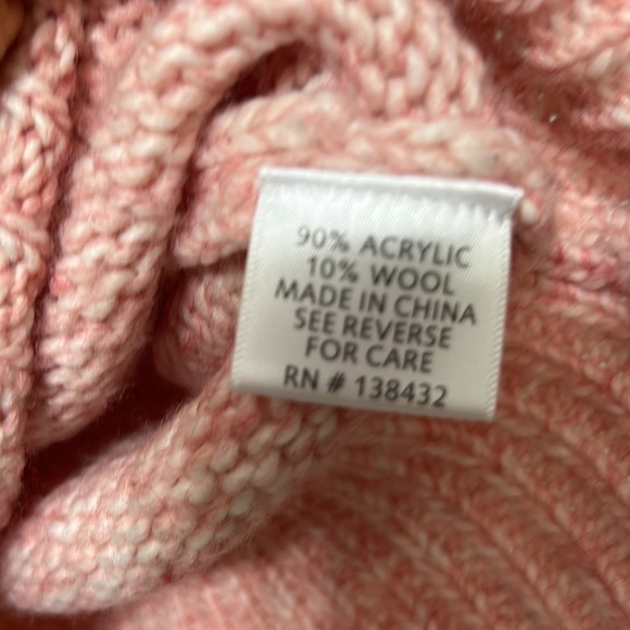 ModCloth Pink and Cream Wool Blend Turtleneck Sweater Size Small - Picture 4 of 5